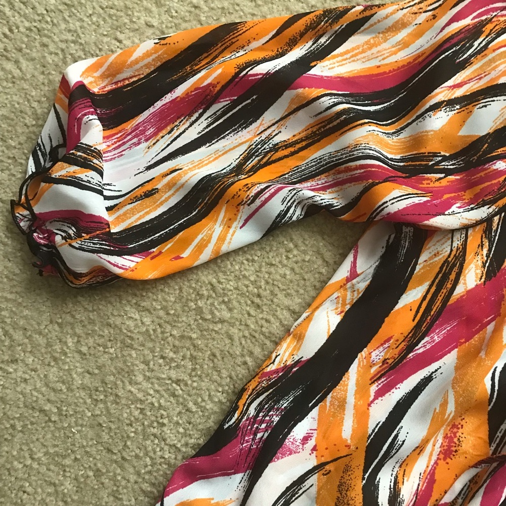 Colorful Summer Top 👚 - Picture 3 of 4